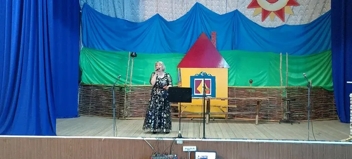 выступление В. Аксенниковой