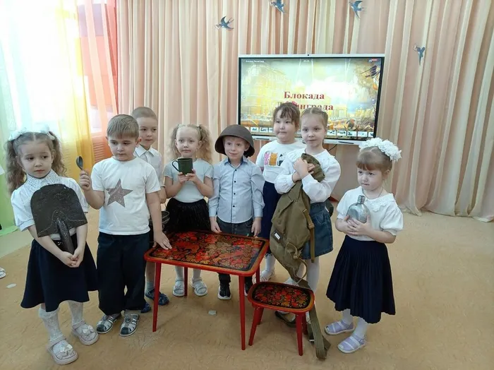 Показ музейных экспонатов на мероприятии