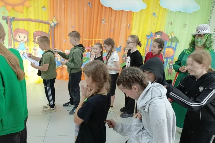 Игра Сломаный смартфон