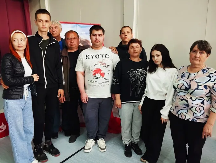 Призывники с родственниками