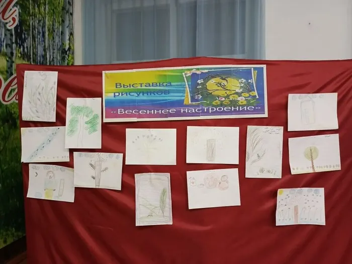 Выставка детских рисунков Весна (3)