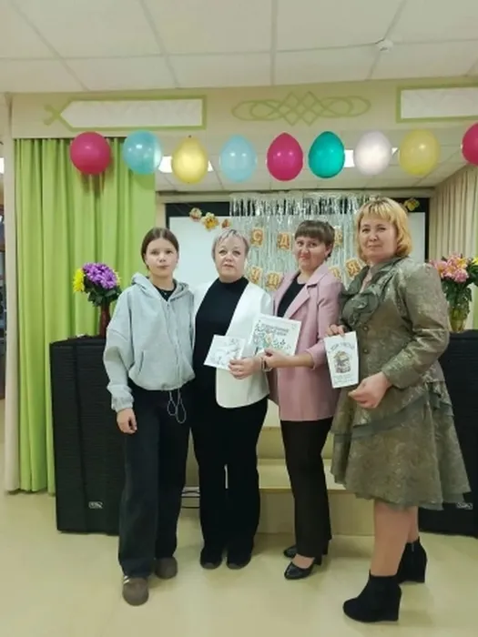 Участники акции Спасибо вам учителя