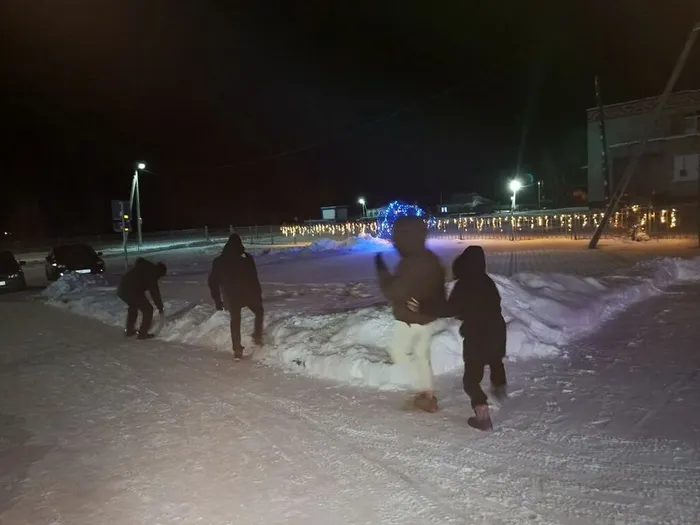 Пешневский ДК Веселый снегопад