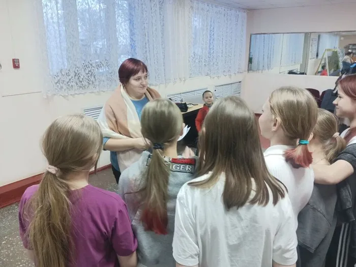 ребята рассказывают правила поведения на улице зимой