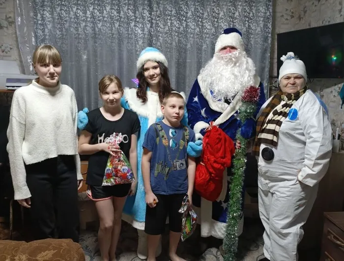 Поздравление многодетной семьи (2)