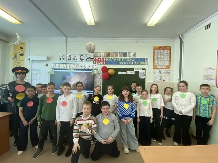 общее фото в заключении мероприятия Азбука безопасности ПДД