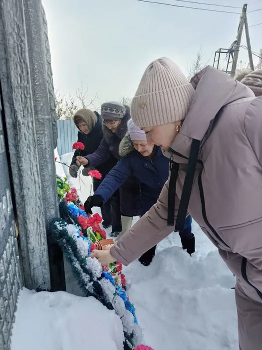 возложение цветов