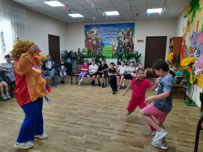 Игра Кто когда родился.Танцуют те, кто родился зимой