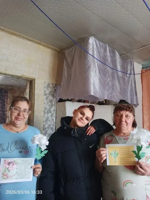 участники акции Вам любимые