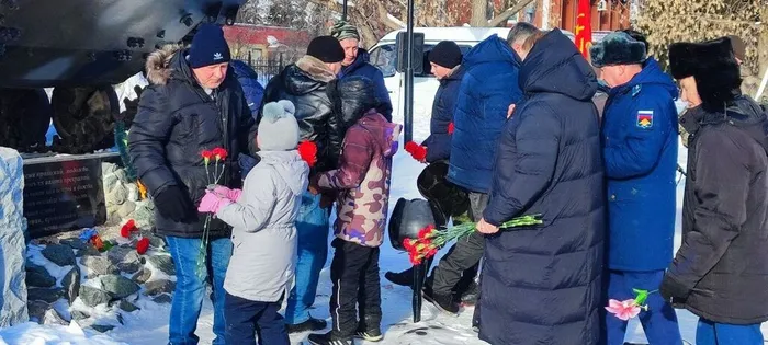 возложение цветов