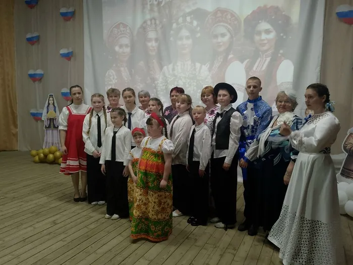 Творческий коллектив Дубынского ДК