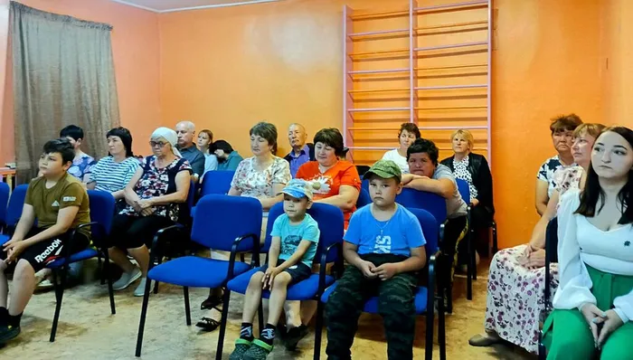 зрители в Благодатном