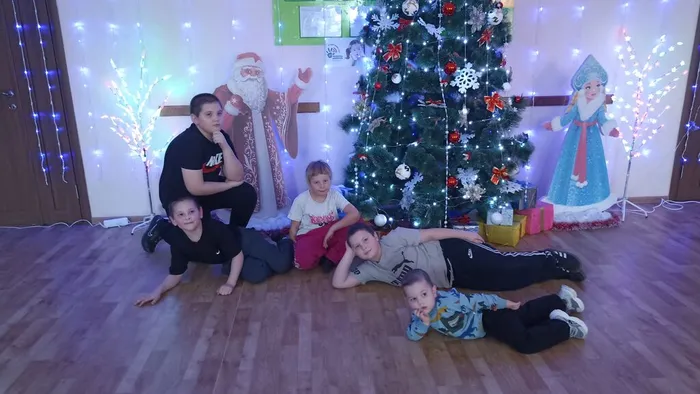 дети на игровой программе Весёлые каникулы