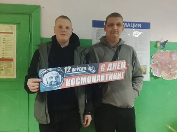 участники акции Богданов Дима и Эртман Степан