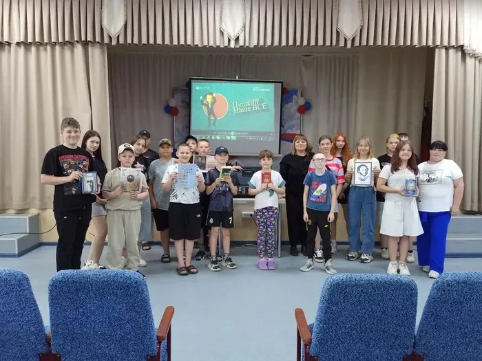 общее фотоучастников литературного вечера