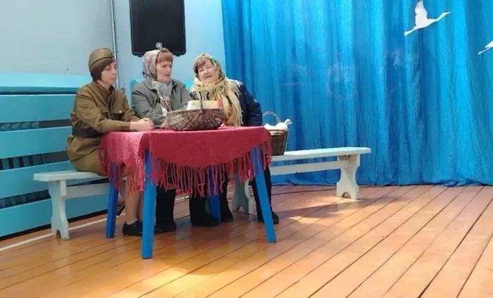 сценка Матери