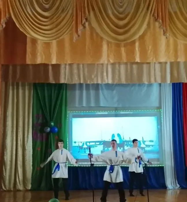Концерт 23 февраля Богатырский  танец