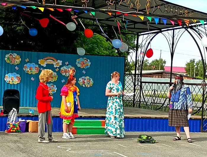 герои праздника
