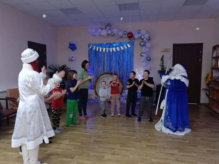 все задорно играли и веселились