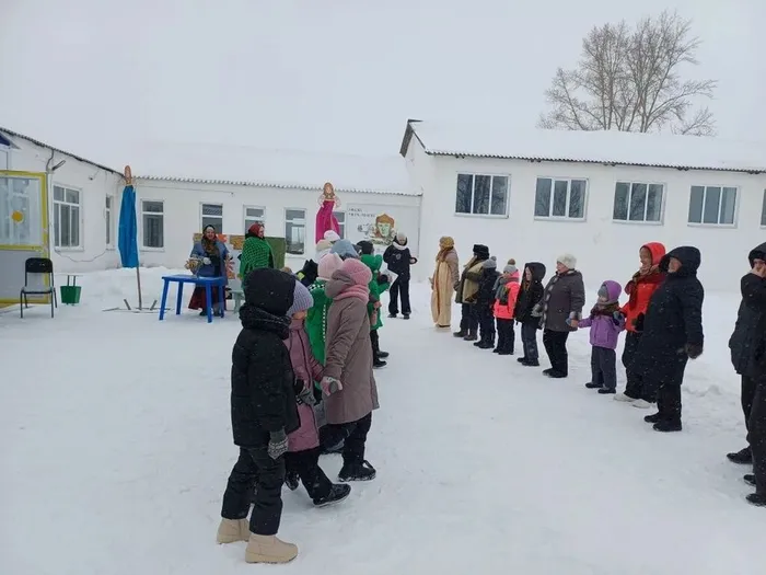 в гости