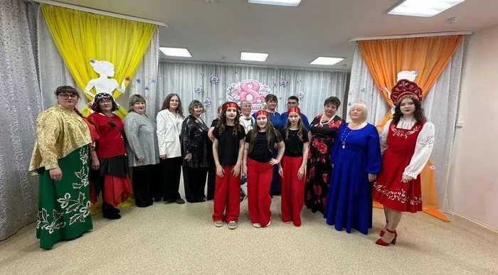 Общее фото артистов