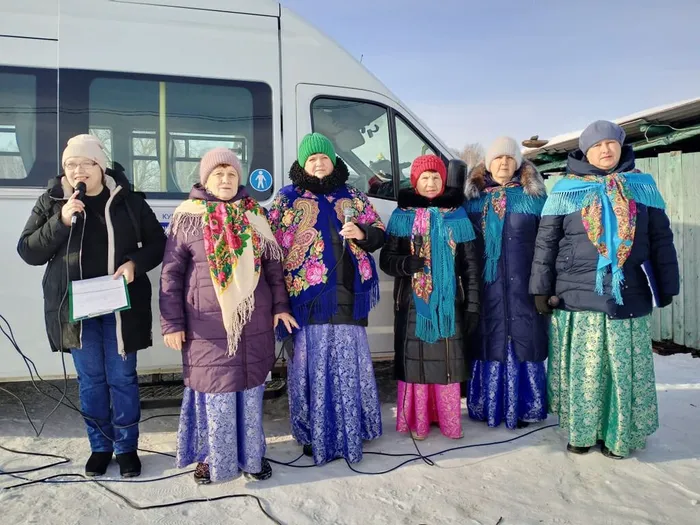 волонтеры Б-Ченчерского ДК в малой деревне