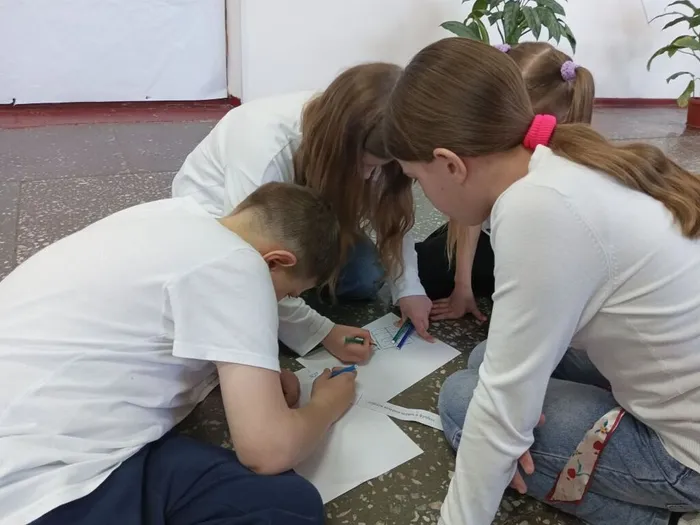 пишут рисуночное письмо