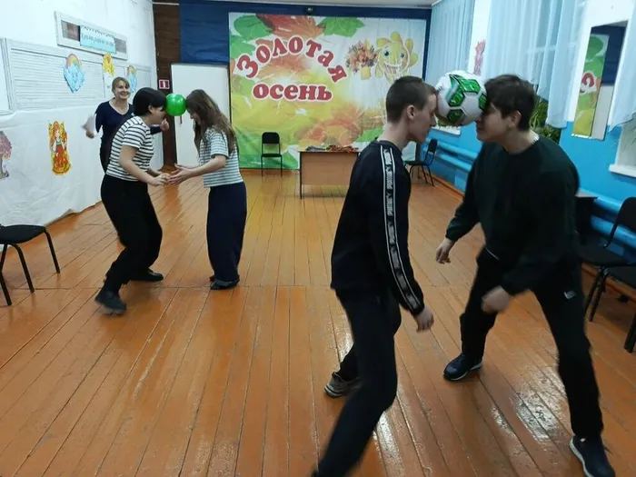 Пешневский ДК игра не урони пингвина