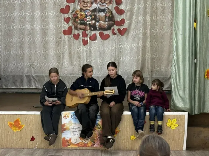 ребята поют песни