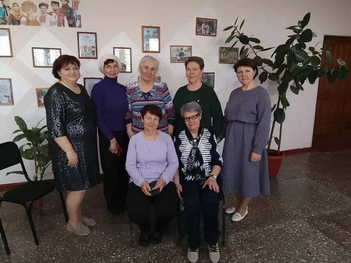 участники ретро-вечера