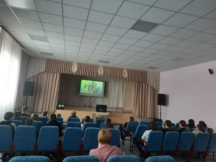 просмотр роликов про интернет