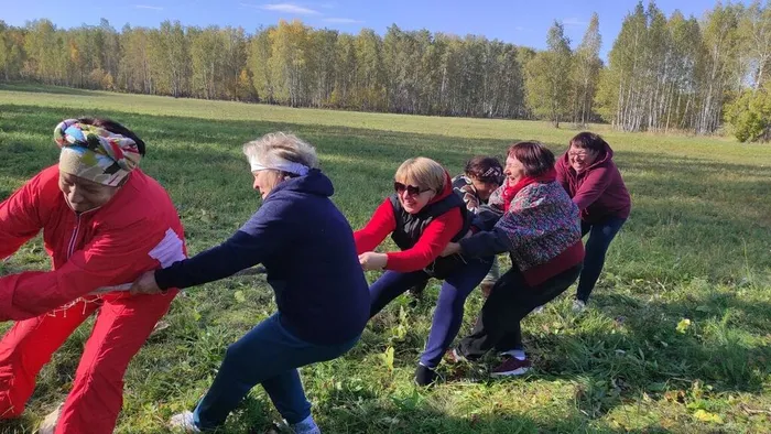 перетягивание каната