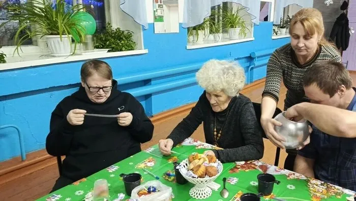 Пешневский ДК Тепло сердца выбирали шуточные предсказания