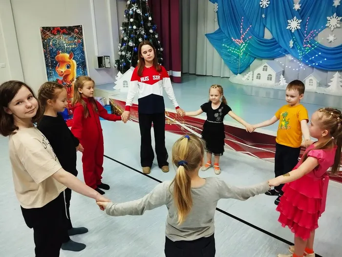 Встаньте дети, встаньте в круг
