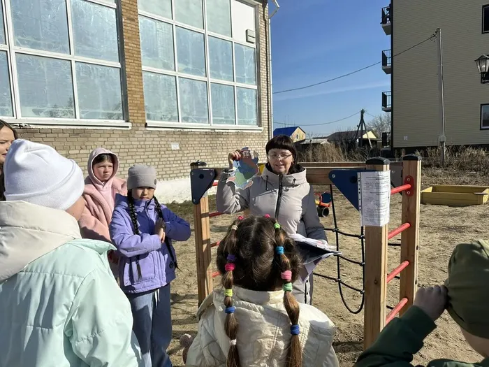 станция Угадай героя