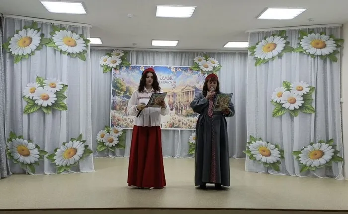 Ведущие Елена и Маргарита
