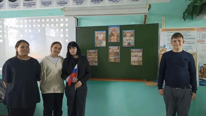 ученики 7 класса на информационной программе