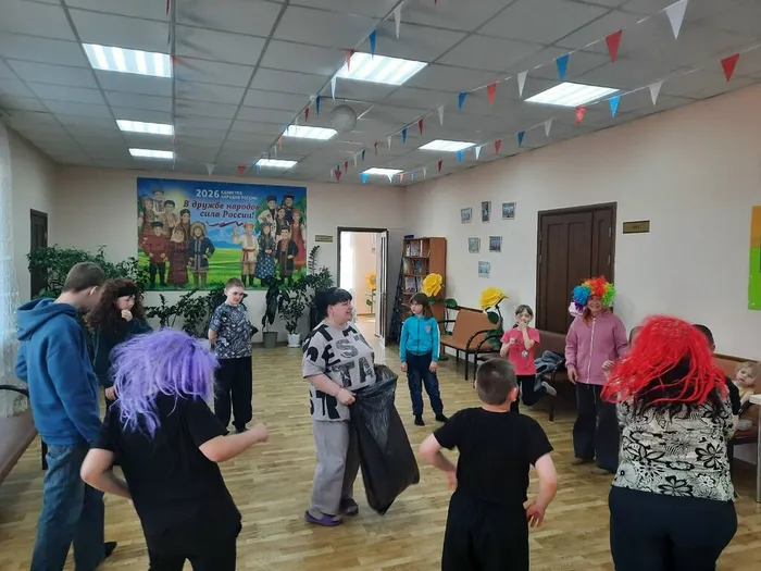 станция Музыкальный шарик развеселила свех