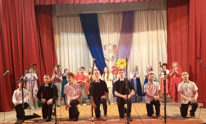 8 марта концерт  (4)
