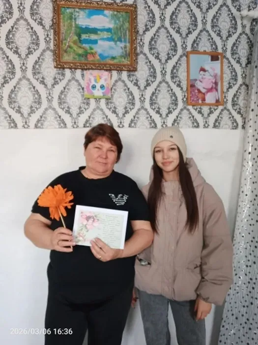 Щукина Т.А с волонтером Князевой Кариной